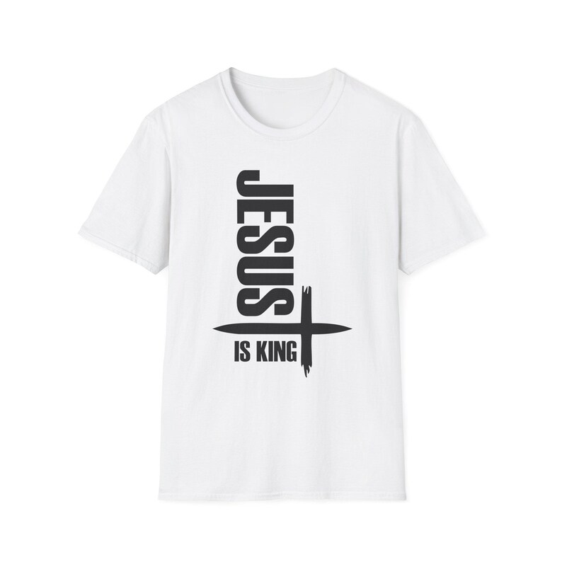 Camiseta unisex Gildan "Jesús es el Rey" para cristianos, ideal como regalo inspirador, ideal para salir a la iglesia y para uso diario. imagen 2