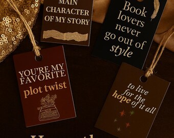 Etiquetas de regalo imprimibles para amantes de los libros (4) — Etiquetas navideñas románticas inspiradas en Taylor Swift, 3.5x5”, PDF/PNG