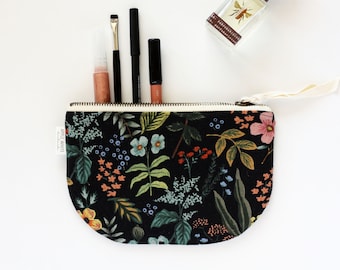 Sac en tissu Rifle Paper Co, pochette zippée florale, sac à main, sac de maquillage botanique, pochette noire, cadeau de femme de chambre de la mariée, cadeau pour elle, sac cosmétique