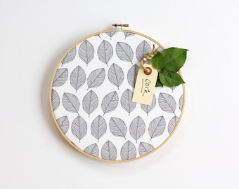 Leaves Cork Board, Bulletin Board, Embroidery Hoop, Office Decor,  Organizer, Wall Art, Home Office, Home Decor, Modern Home Decor, Black