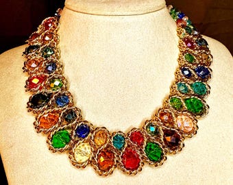 Collier vintage en cristal multicolore, doré, bijoux à plastron MCM, cadeau rétro arc-en-ciel en strass, accessoire de fête coloré