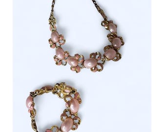 Parure vintage Demi parure rose clair de lune émaillé lucite ton or collier bracelet bijoux rétro milieu du siècle rose brillant bijoux cadeau pour elle