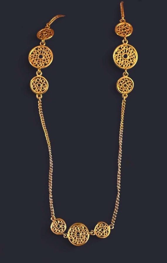 Signed Avon Filigree Station Necklace Vintage Gold Tone Medallion Curb Chain 1970s Boho Chic Layering Retro Designer Boutique Gift View 5