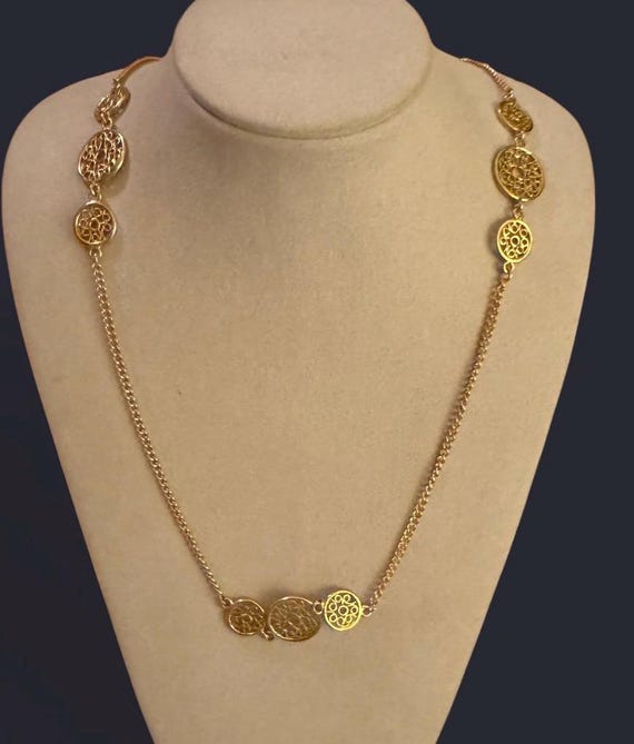 Signed Avon Filigree Station Necklace Vintage Gold Tone Medallion Curb Chain 1970s Boho Chic Layering Retro Designer Boutique Gift