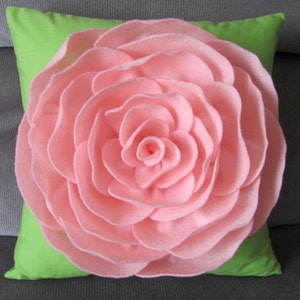 SUZANNAH ROSE Felt Flower Pillow Pattern and 2 Bonus Pillow Covers Tutorial PDF ePattern How To image 4