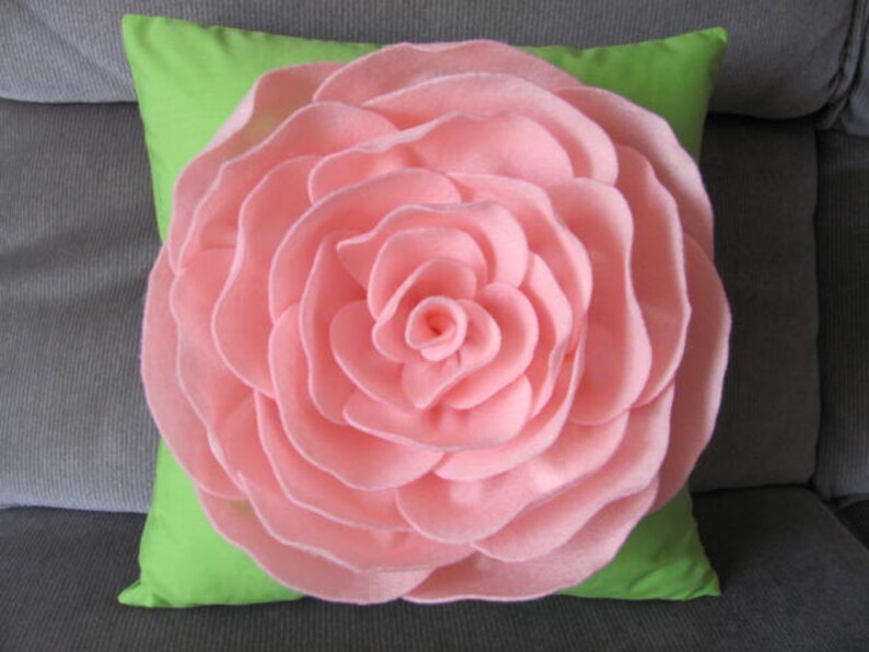 SUZANNAH ROSE Felt Flower Pillow Pattern and 2 Bonus Pillow Covers Tutorial PDF ePattern How To image 4