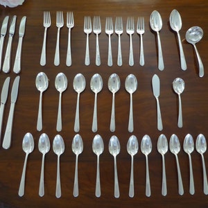 41pcs &quot;Youth&quot; Pattern by Holmes & Edwards Silverplate, Youth Silverplate Replacement Pieces