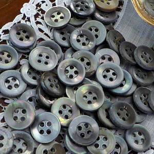 15ct Vintage Black Mother of Pearl Buttons: 11mm 4-Hole Shell Buttons (A13)