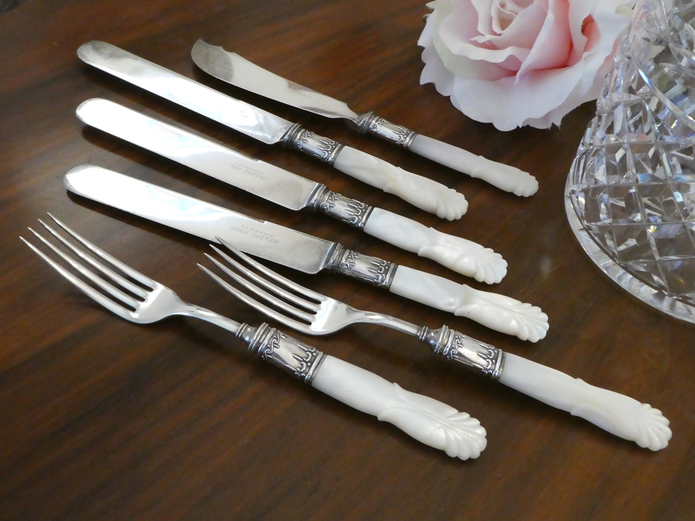 アンティーク彫刻マザーオブパールスターリングシルバーフォークと