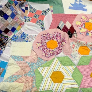 18 Lr Quilt Pieces Most Handmade All Vintage Quilt Remnants  "SHIPPING INCLUDED"