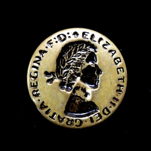 Queen Elizabeth II Brass Metal Button Young Queen 28mm Intaglio Wax Seal Carved Type Silhouette (2T)