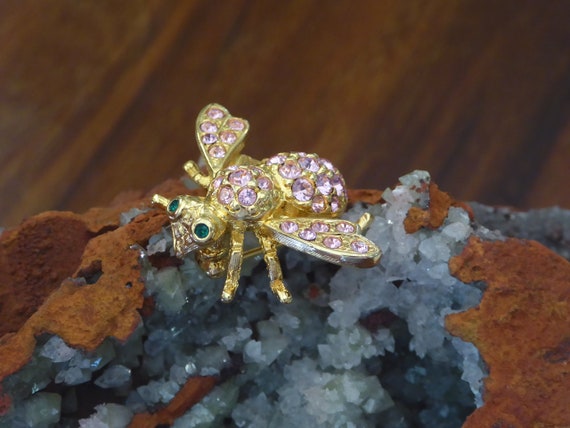 Pink Crystal Gold Bee Pin Joan Rivers, Joan Rivers