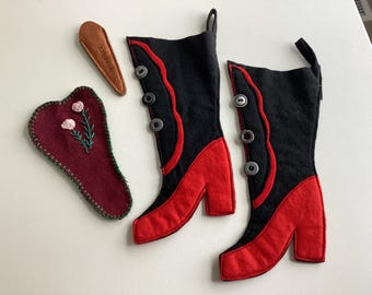 Vintage scissor covers, gingher leather scissor cover, boot design scissor cover, embroidered scissor cover