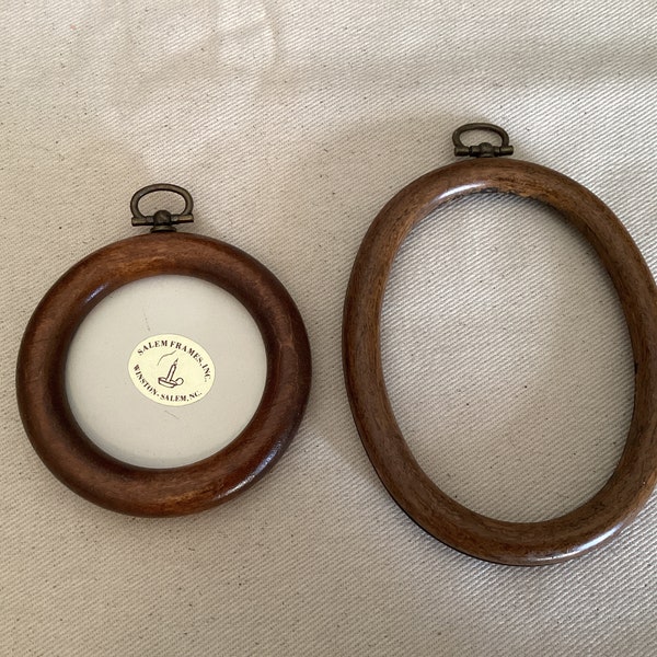 Pair Vintage small picture frames, small round frame, small oval frame