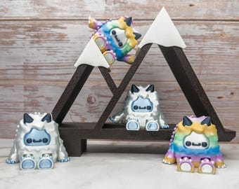 Yeti Articulated Keychain | Cute 3D Printed Fidget Stim Toy | Mini Cryptid Abominable Snowman Desk Pet