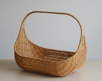 Imitation Rattan Serving Basket | Durable Woven Bread & Fruit Caddy with Handle
