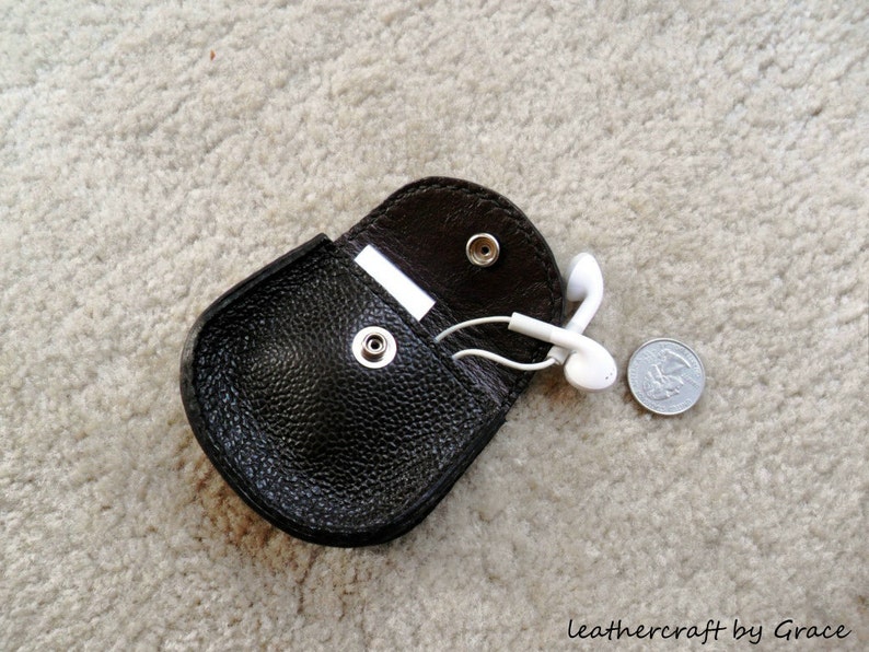 ear buds jewelry,case pouch 100/% hand stitched handmade super dark brown cowhide leather Ipod trinket coin
