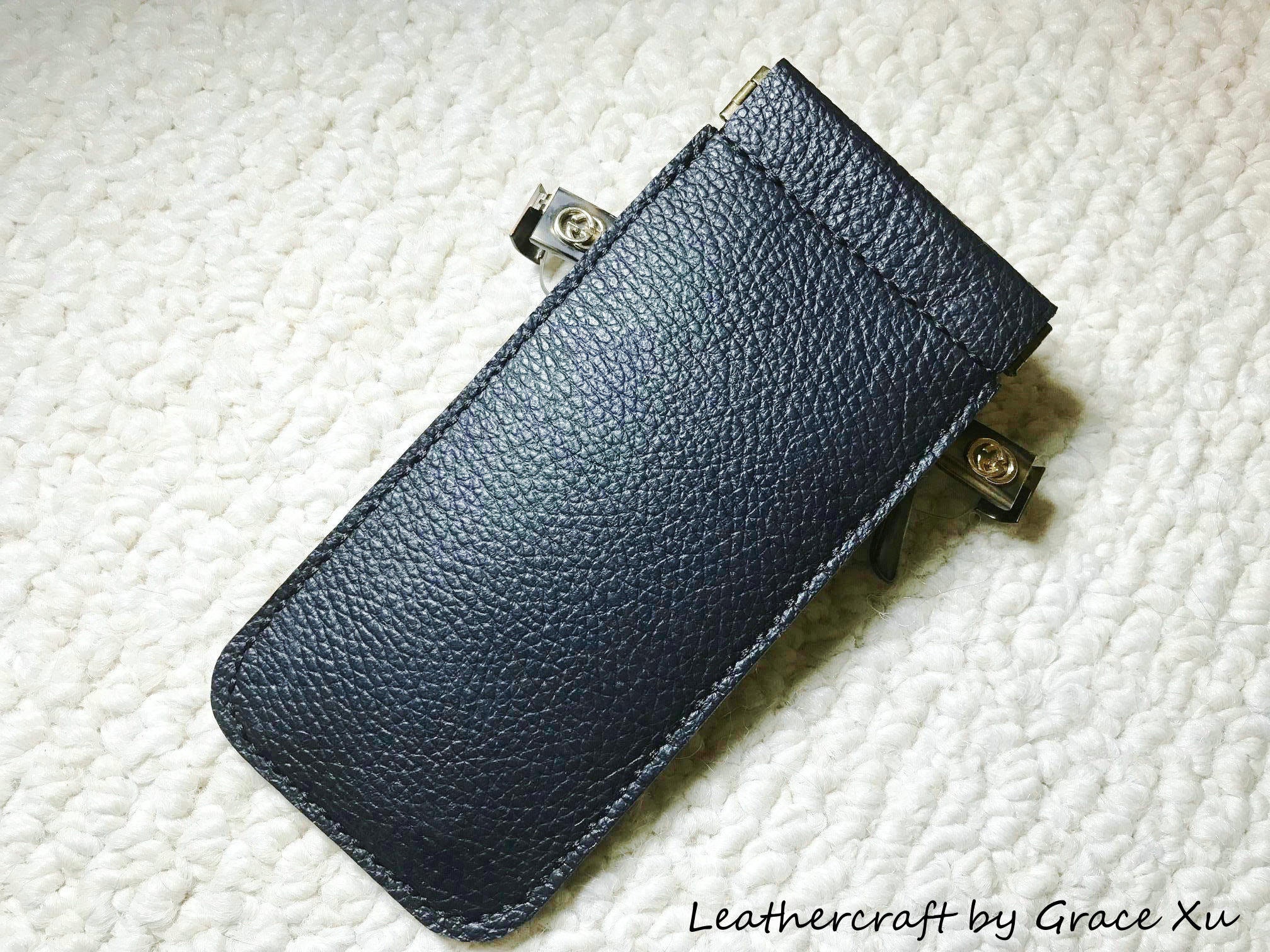 100/% hand stitched handmade dark slate blue cowhide leather Chicago screw key purse holder case