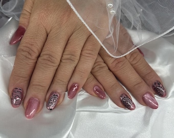 Bandana de diseño clásico de todos los tiempos con diseño de ojos de gato, presión en forma redonda, mediana y larga.