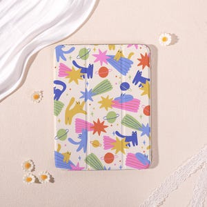 Abstract Fun Kitty iPad Case with Pencil Holder for iPad Air 8/7/6,iPad Pro 11/13", iPad 11/10/9,iPad Mini 6/7 Aesthetic Case,Gift Idea