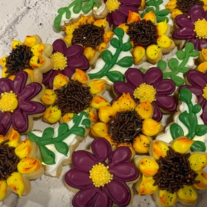 Flower and leaf Sugar Cookies