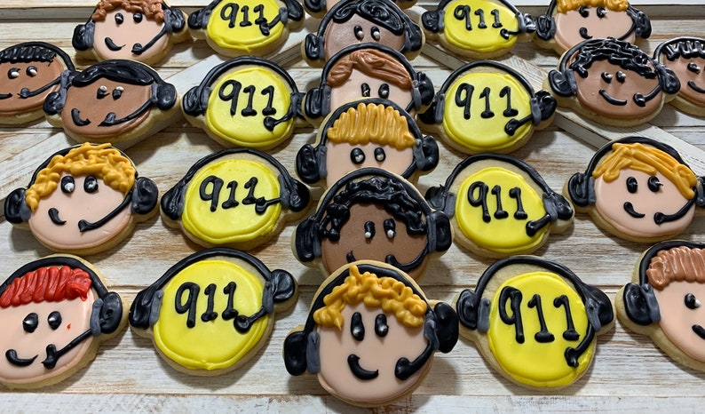 911 Dispatcher Sugar Cookies Telecommunitcations Week image 3