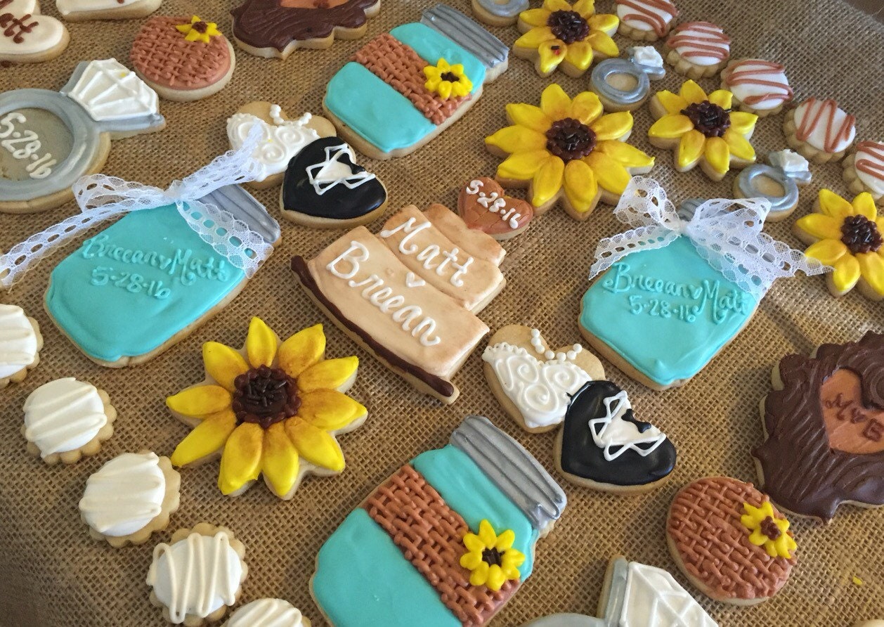 Rustic Wedding Cookies Burlap and Lace - Etsy Israel, image size:1258x892