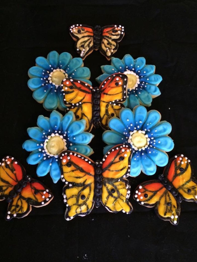 Spring butterfly/flowers cookies image 1