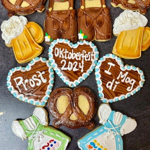 Oktoberfest sugar cookie favors