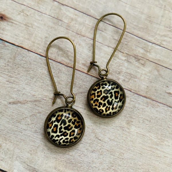 Leopard earrings, Leopard Dangle Bronze Setting