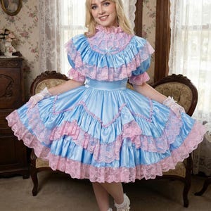 Sissy Abschließbar Satin Spitze Lolita Kleid Blau Gerüscht Maid Cosplay Outfit Feminine Crossdresser Kostüm