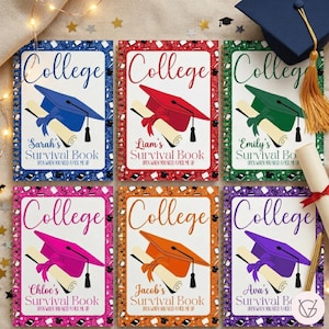Puede incluir: Seis cuadernos con espiral con cubiertas coloridas, cada uno con una ilustración de gorro de graduación. Los cuadernos están etiquetados como "College Survival Book" con nombres como Sarah, Liam y Emily. También se incluye el texto "Open when you need a pick me up".