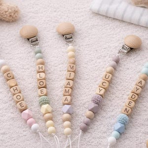 Personalized Wooden Name Pacifier Clip, Crochet Animal Dummy Chain, Baby Girl/Boy Accessory
