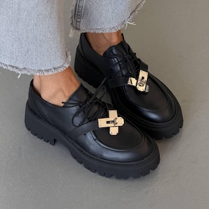 Zapatos Oxford de piel negra para mujer / Zapatos Derby hechos a mano / Zapatos con cordones y forro de piel / Suela gruesa con plataforma