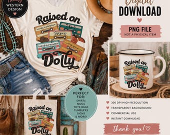 Könnte beinhalten: Eine digitale Designdatei mit dem Text Raised on Dolly und vier bunten Kassetten, die mit Songtiteln beschriftet sind. Die Grafik ist auf einem weißen T-Shirt, einer weißen Keramiktasse und einer weißen Stofftasche für Druckanwendungen zu sehen.