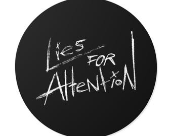 Rund vinylklistermärke med textlogotyp, lögner för uppmärksamhet