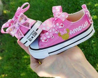 minnie converse