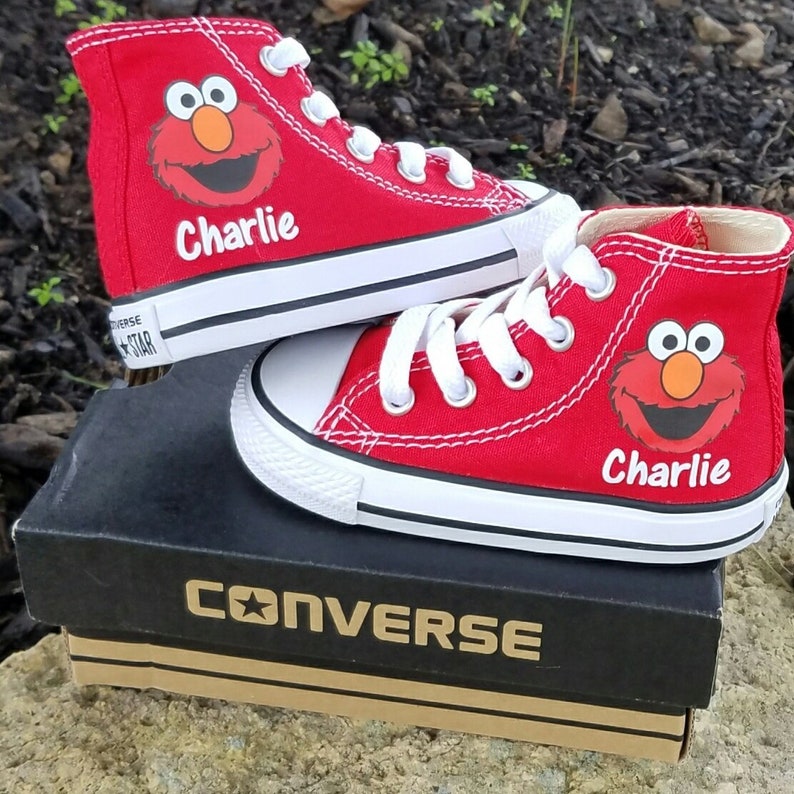 red converse youth size 2