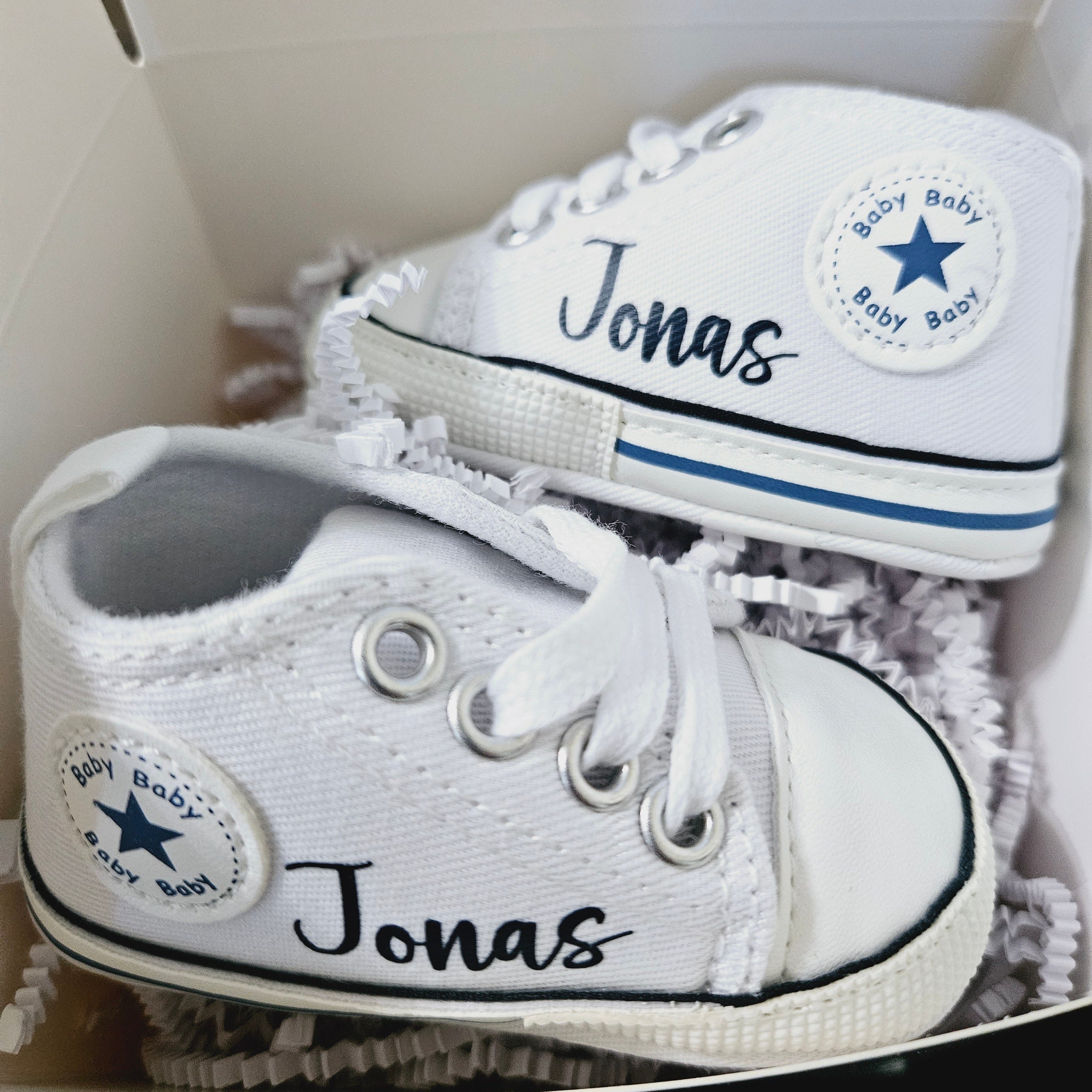 Zapatillas deportivas personalizadas para bebé niño – Nombre y fecha en  relieve a mano – Zapatos de verano para recién nacidos para ocasiones