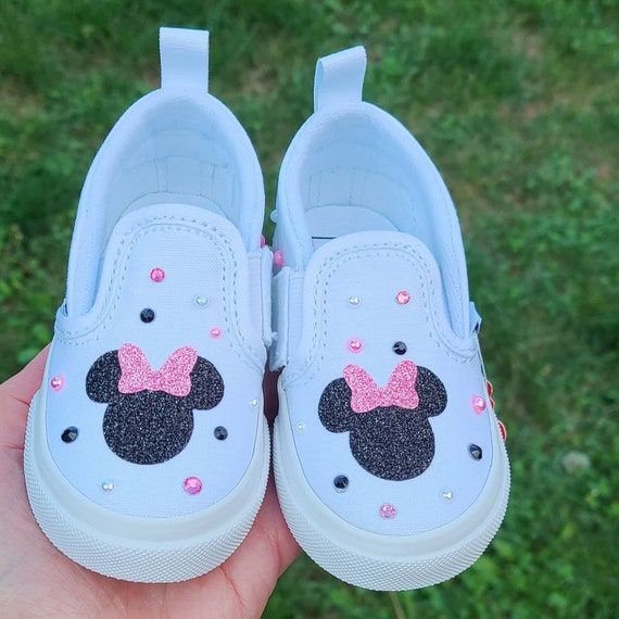 Minnie toddler vans hotsell