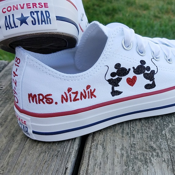 mickey and minnie converse