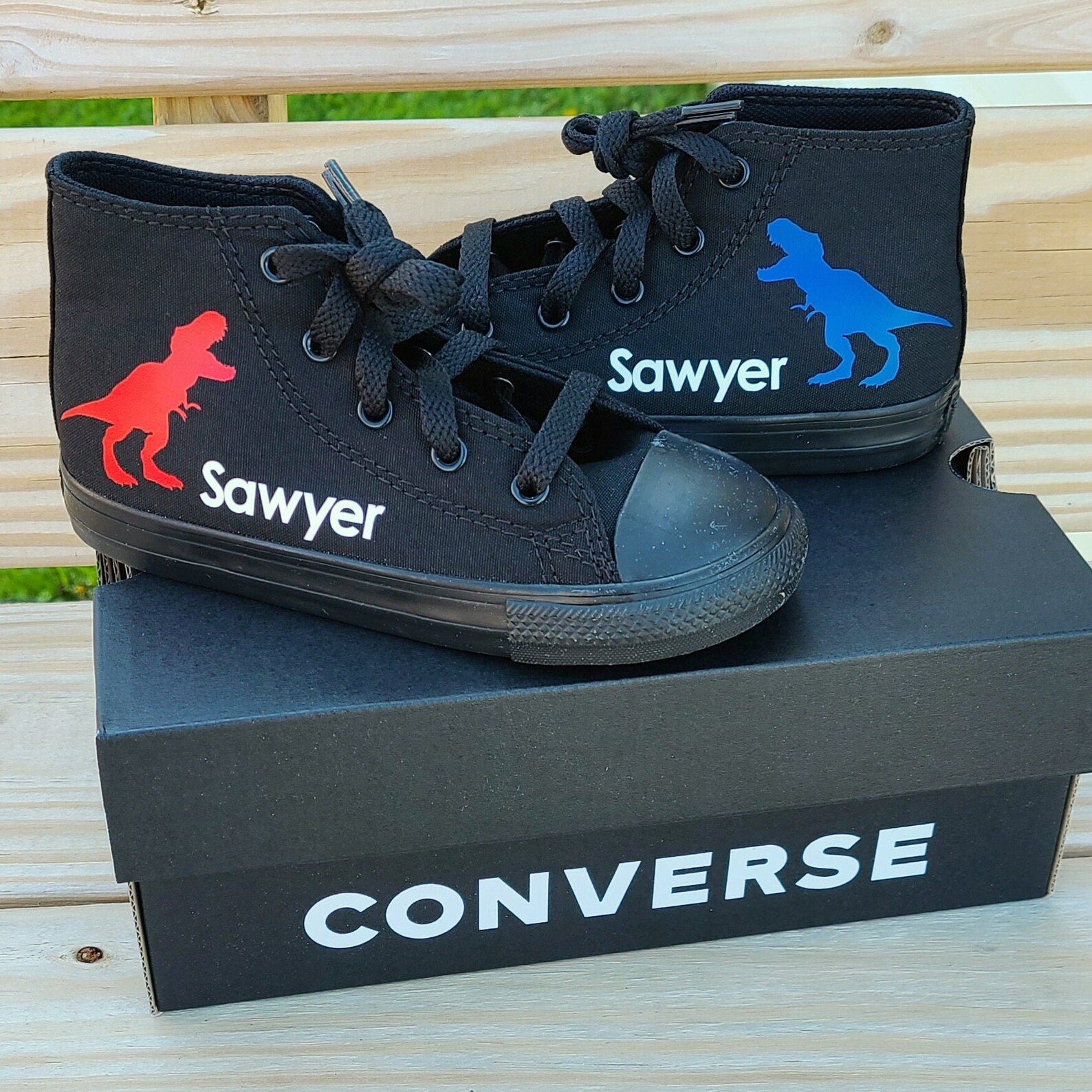 dino converse