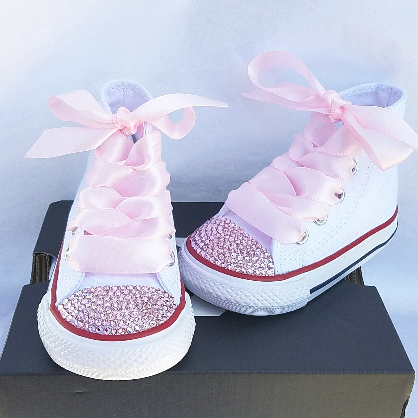 baby pink converse size 4