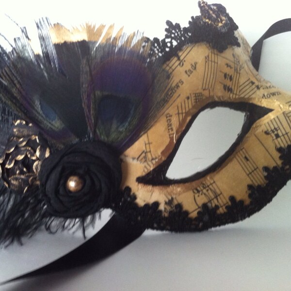 Serenade / Murano Vintage Style Maske