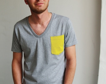 Jaune Pocket v-Neck T-shirt-Mens T-shirt Organic Cotton