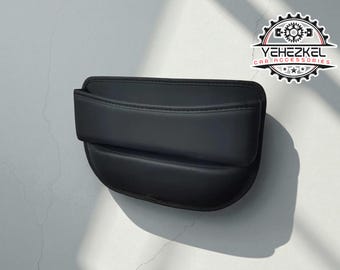 Car Seat Gap Organizer | PU Leather Side Pocket | Vehicle Center Console Storage | Compact Car Interior Accessory | Easy plug-in installation