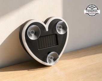 Luminária Decorativa em Formato de Coração para Carro | Acessório LED com Energia Solar | Carregamento USB | Fixação Forte por Ventosa no Para-brisa | Iluminação Multicores