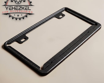 Kentekenplaathouder | Carbonfiber-look afwerking | Accessoire voor auto-exterieur | Duurzame, roestbestendige constructie | Eenvoudige en veilige installatie