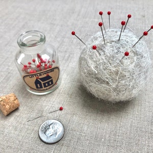 Little House Red Glass Head Pins: 1-inch Sewing Pins