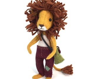 Ludwig Lionheart, Lion kit, lion doll, felt lion